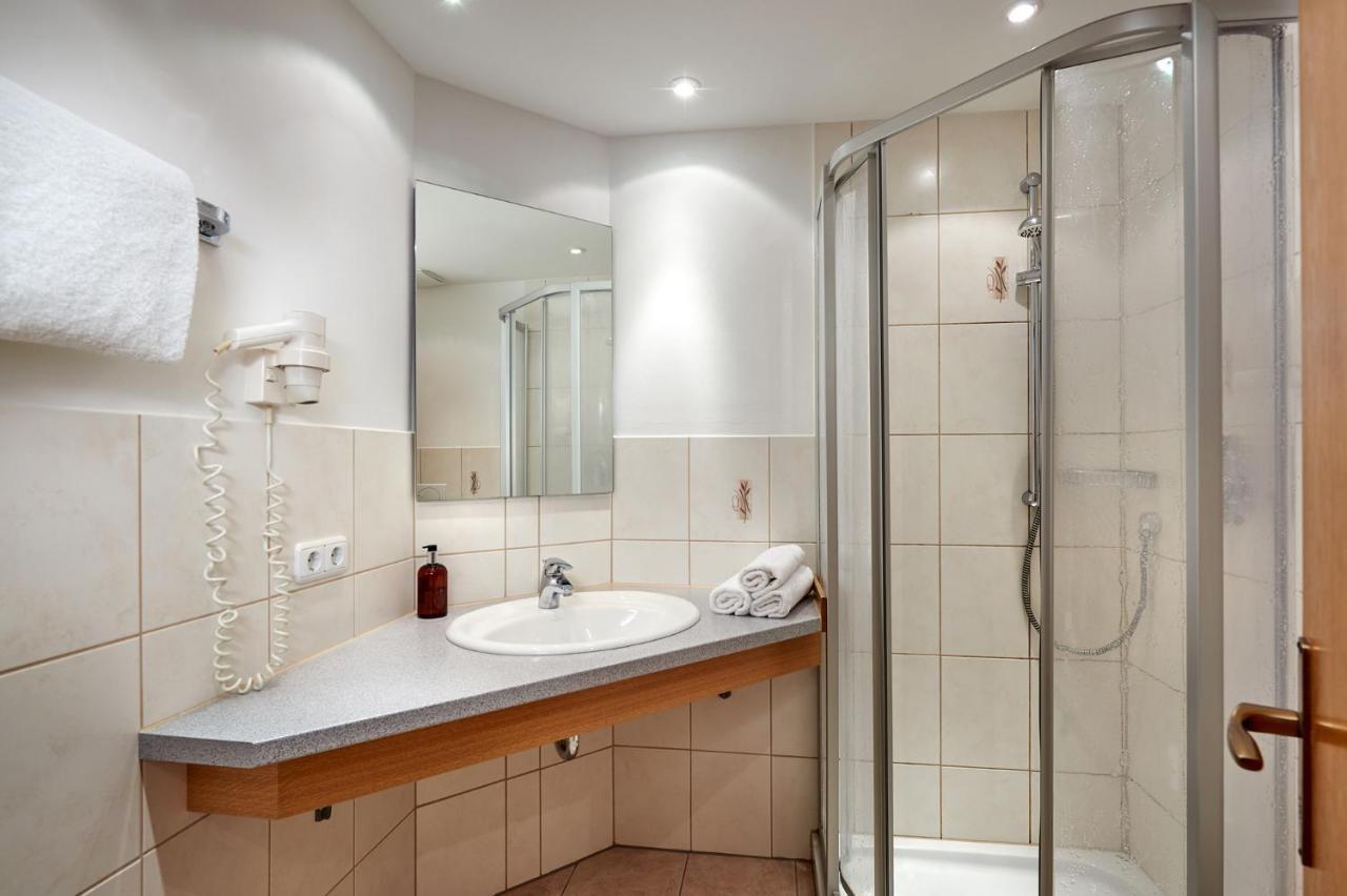 Gaestehaus Strasser Riezlern Bagian luar foto