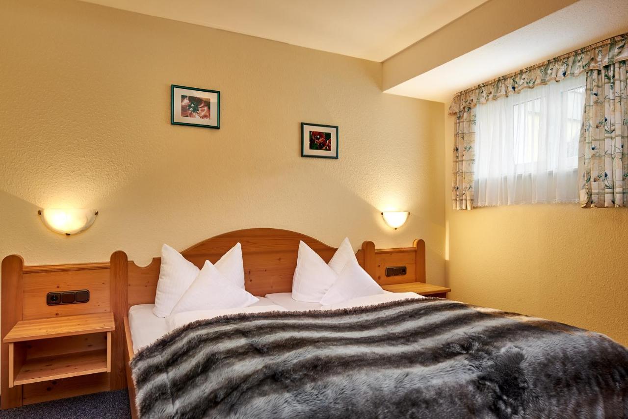 Gaestehaus Strasser Riezlern Bagian luar foto